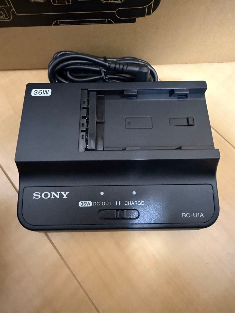 SONY NXCAM HXR-NX800 新品　動作確認のみ　業務用ビデオカメラ