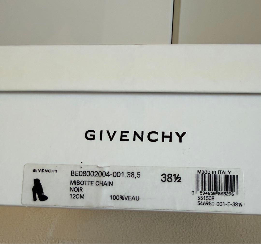 GIVENCHYジバンシィ チェーンブーツ カーフレザーショートブーツ ブラック