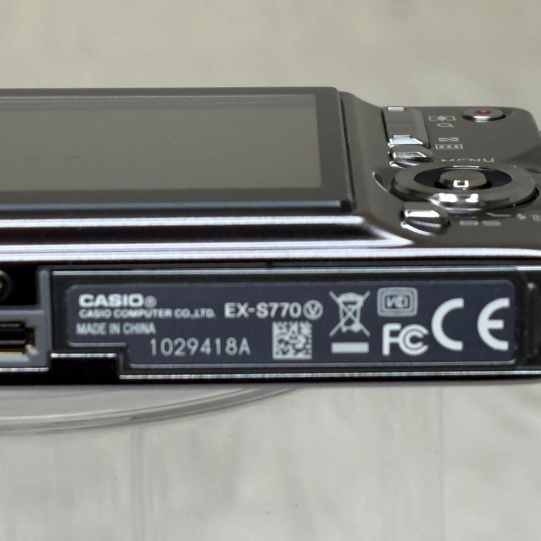 CASIO カメラ　エクシリム　EX-S770 グレー　コンデジ　動作品