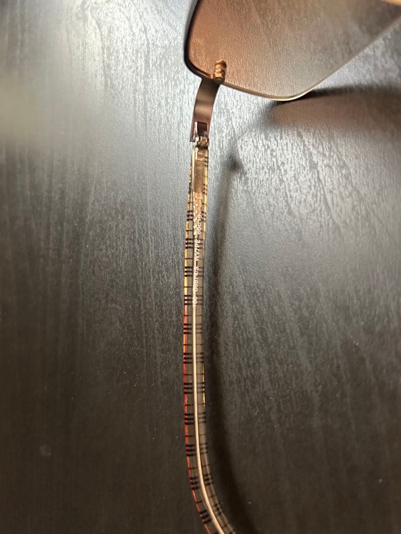 【美品】【再値下】Burberry B8874/Sサングラス スクエアビンテージ