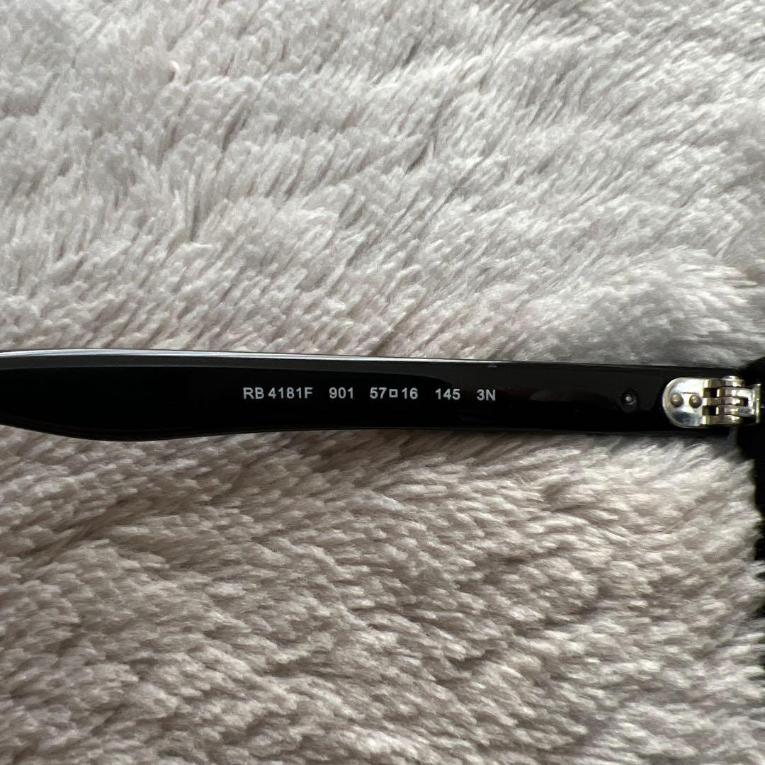 Ray-Ban ブラック サングラス RB4181F