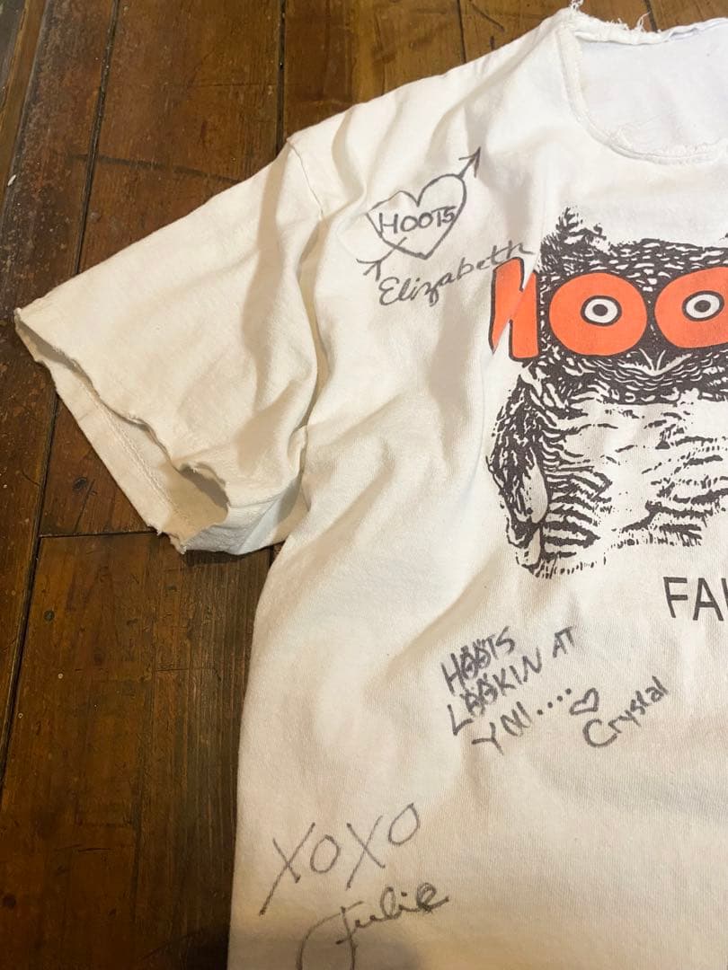 90s US古着 サイン入りフーターズ ヴィンテージ Tシャツ 白 ダメージ