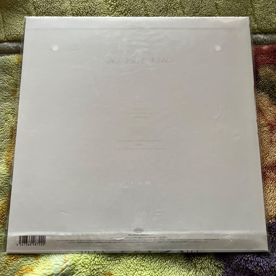 極美品 ステッカー付き LP 宇多田ヒカル/One Last Kiss レコード