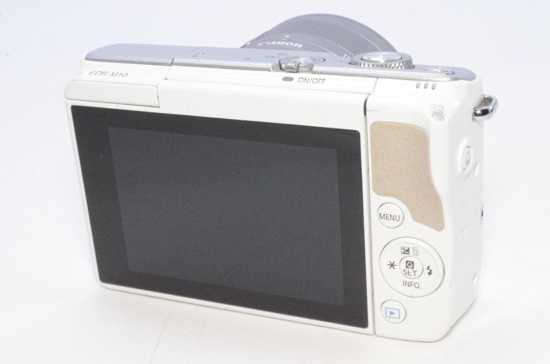 キャノンEOS M10ミラーレスレンズキット EF-M15-45IS STM