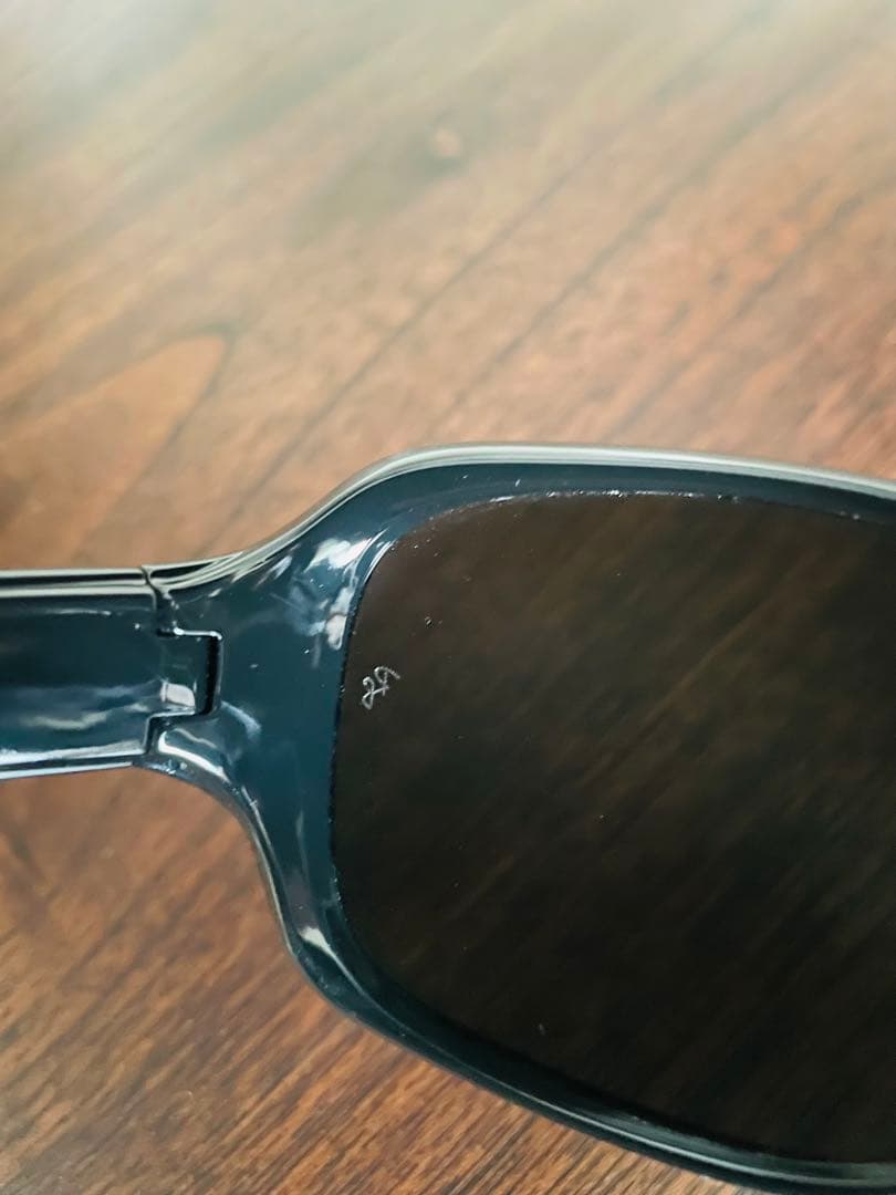 レイバンRayBanサングラスRB4118 601 3N廃盤モデル希少レア美品