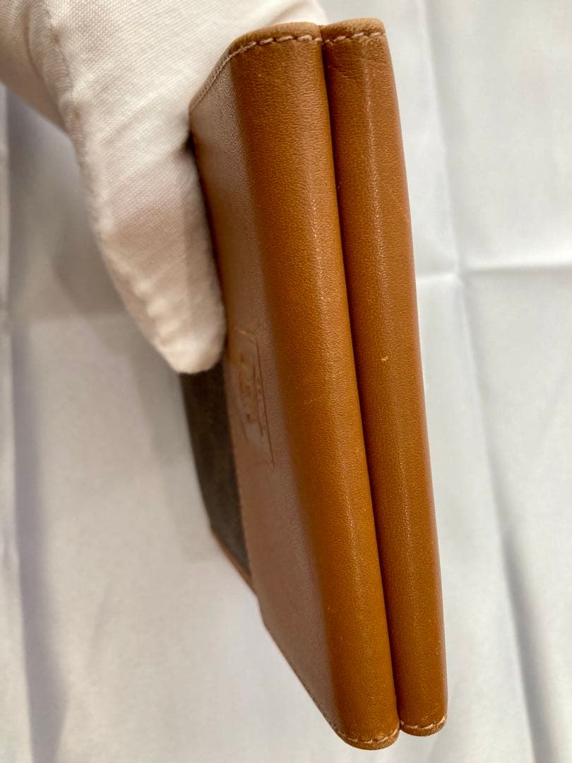 セリーヌ　三つ折り財布　レザー　茶色