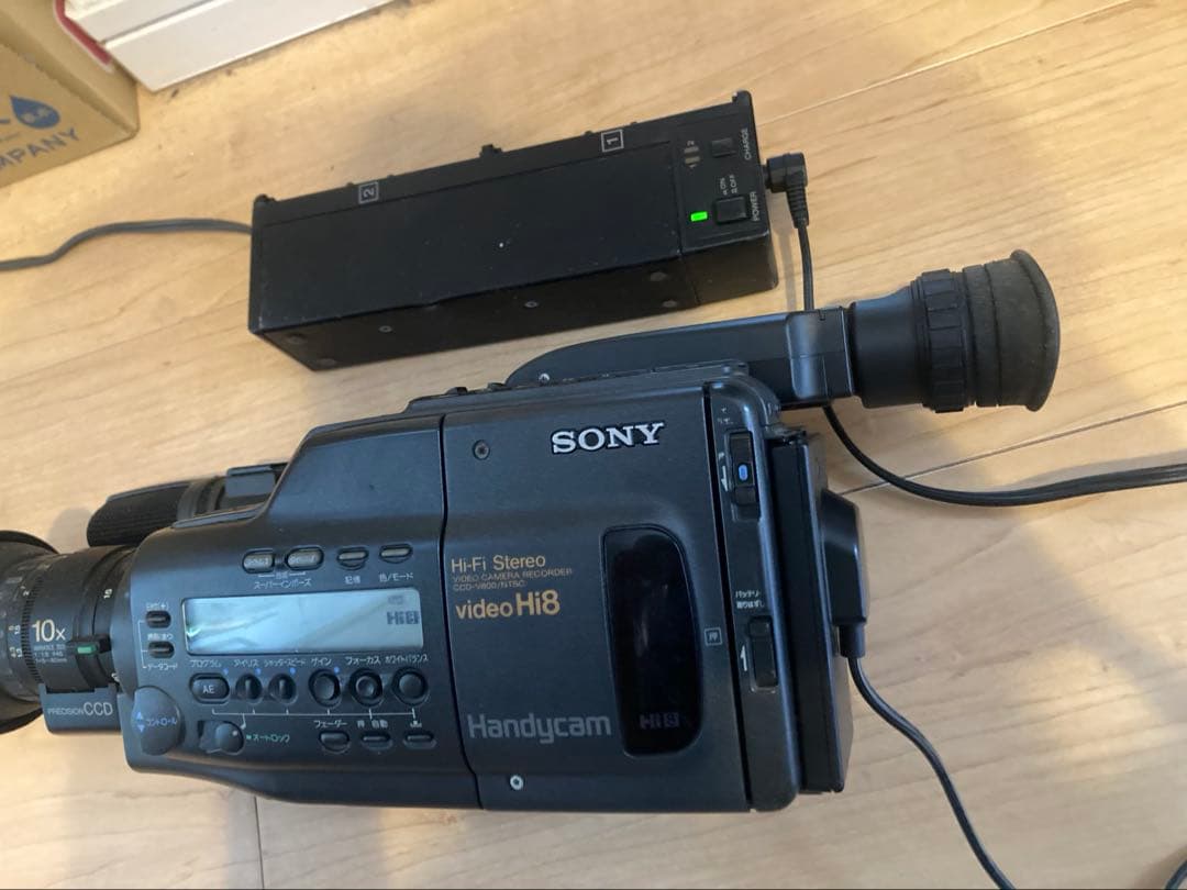 ジャンク品　SONY Handycam CCD-Ｖ800/NTSC