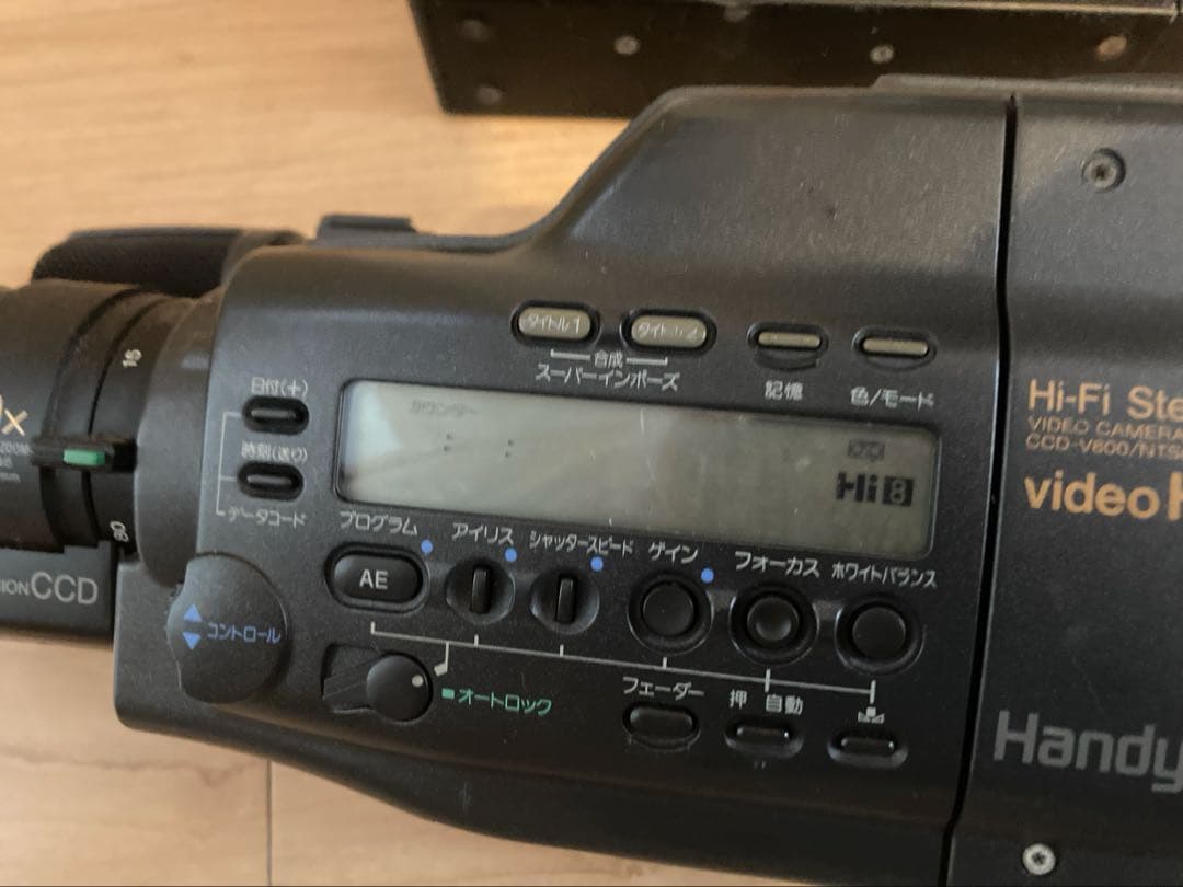 ジャンク品　SONY Handycam CCD-Ｖ800/NTSC
