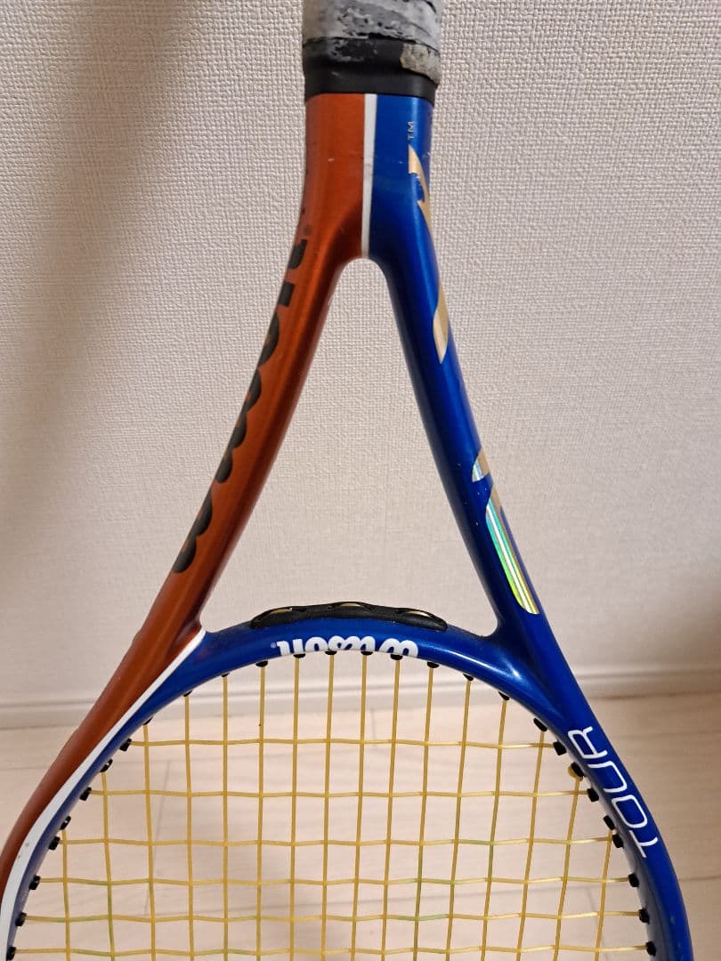 【中古】Wilson Tour BLX 95 硬式テニスラケット ガット張り済み