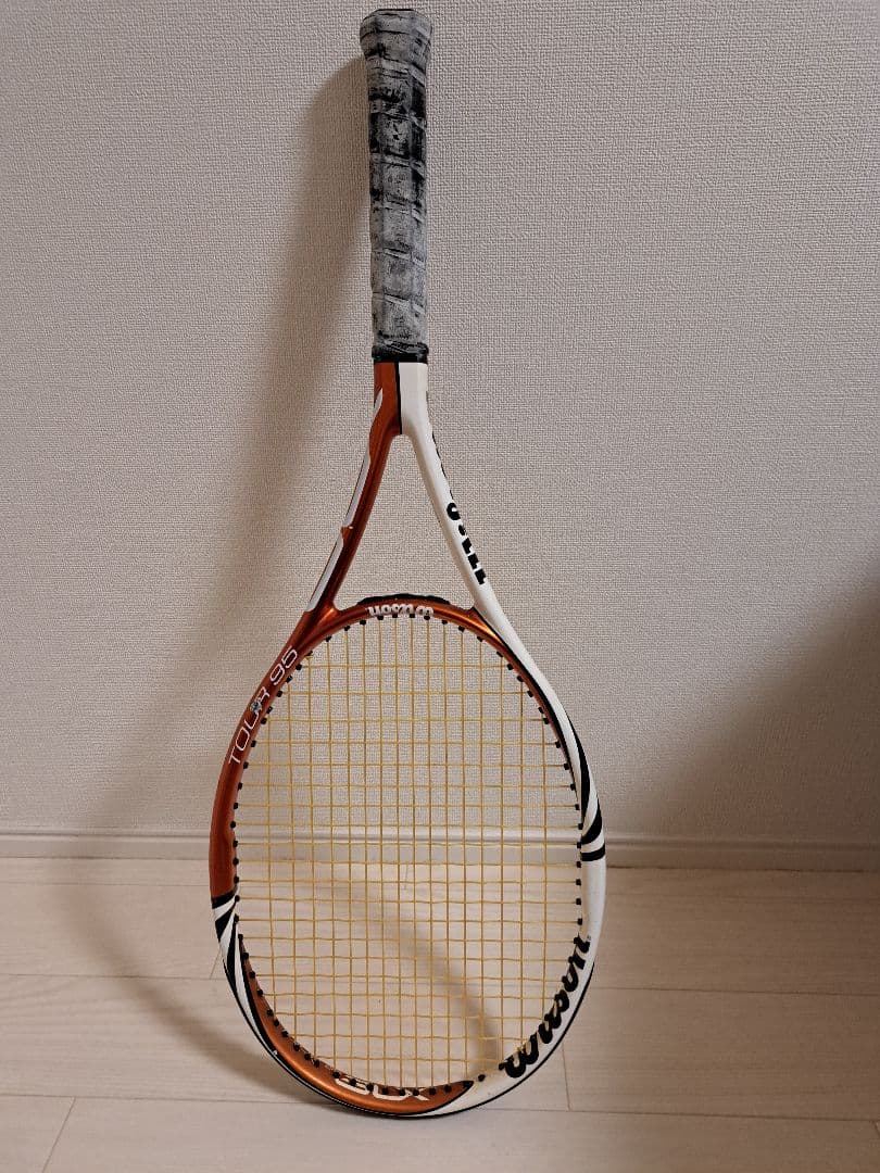 【中古】Wilson Tour BLX 95 硬式テニスラケット ガット張り済み