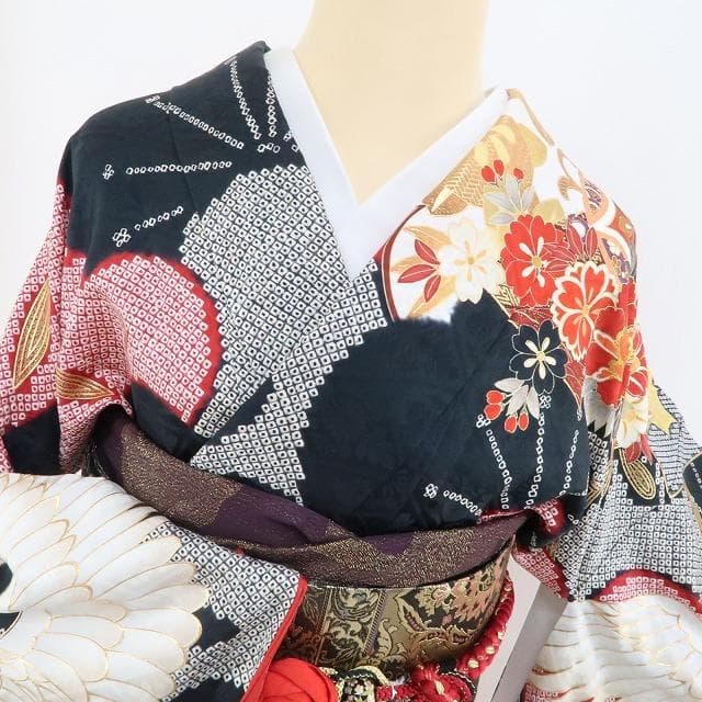 まり 美品 金駒刺繍 着物 正絹 トール 成人式 振袖 3744