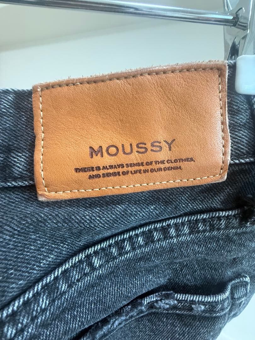 MOUSSY　MVS BLACK FLARE