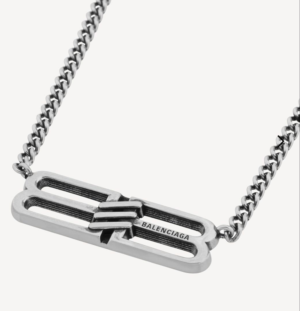 BALENCIAGA チェーンネックレス ロゴ入り