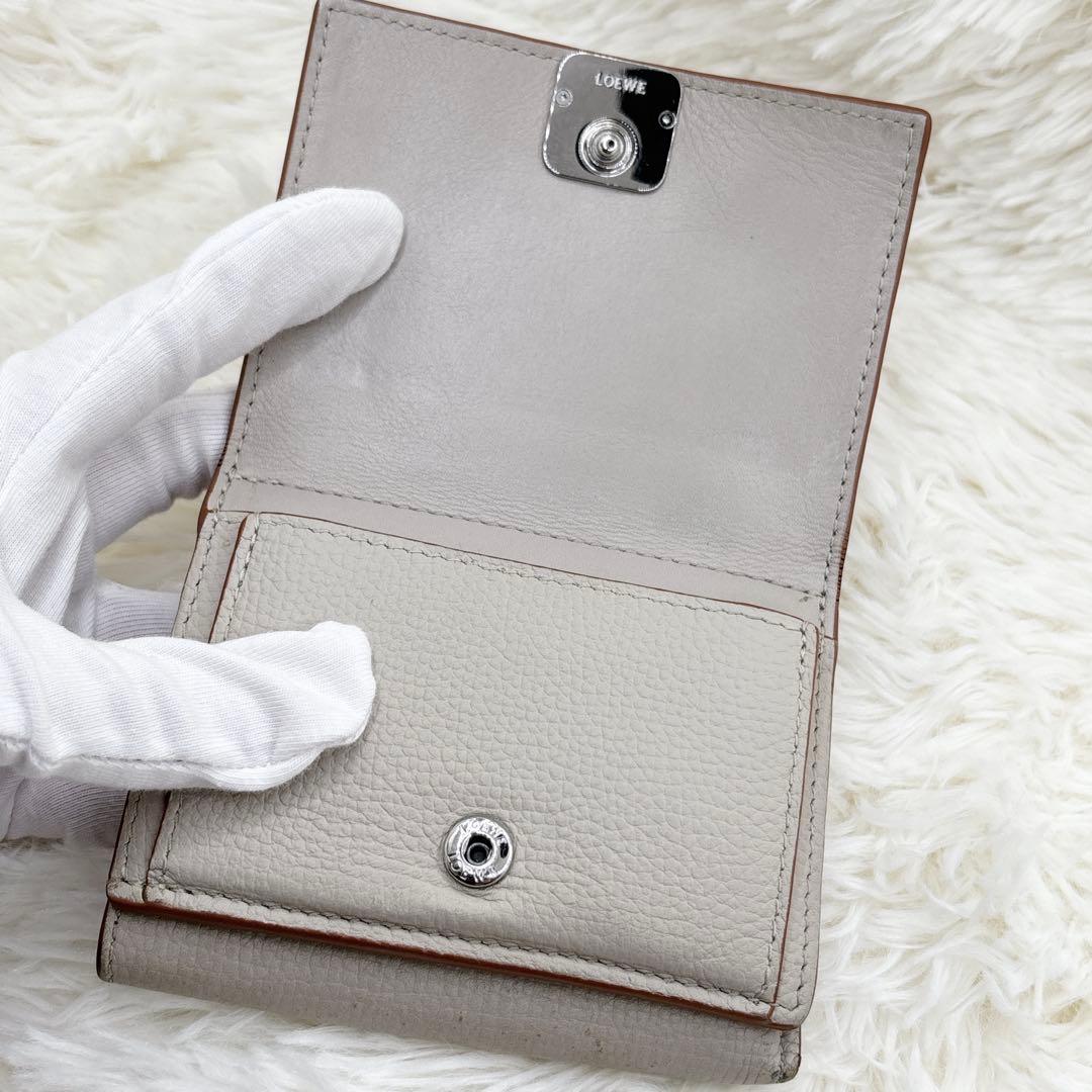 LOEWE アナグラム トライフォールド ウォレット 三つ折り財布