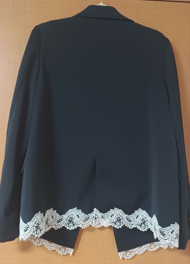 【新品】リリアンカラット　レースヘムダブルジャケット