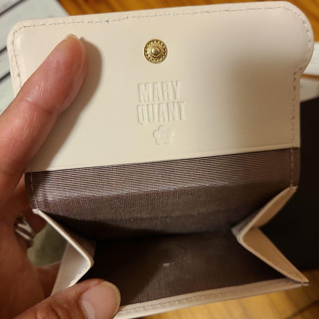 MARY QUANTマリークワント ハートインサイドミニウォレット折財布　箱あり