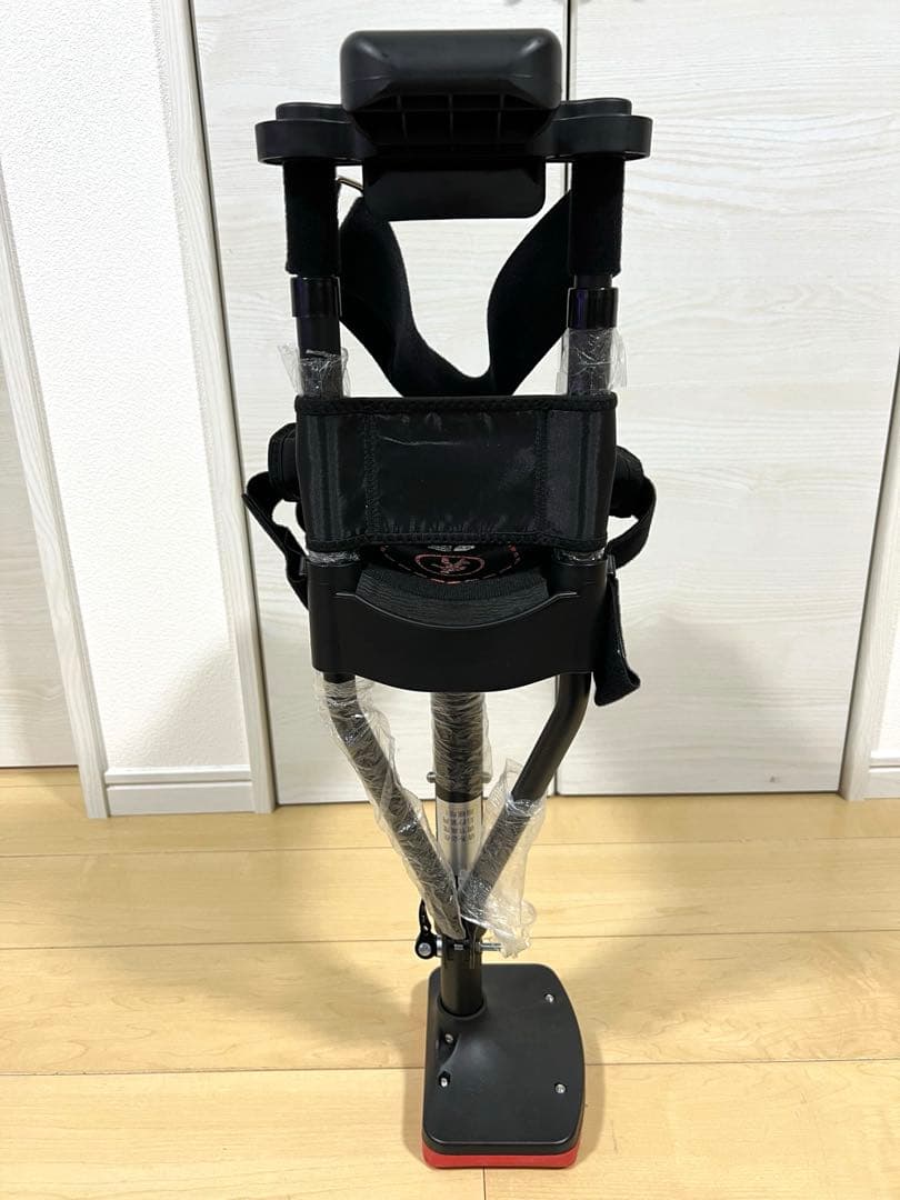 【ほぼ未使用】ハンズフリー松葉杖 歩行補助具 痛みのない膝松葉杖 ニークラッチ