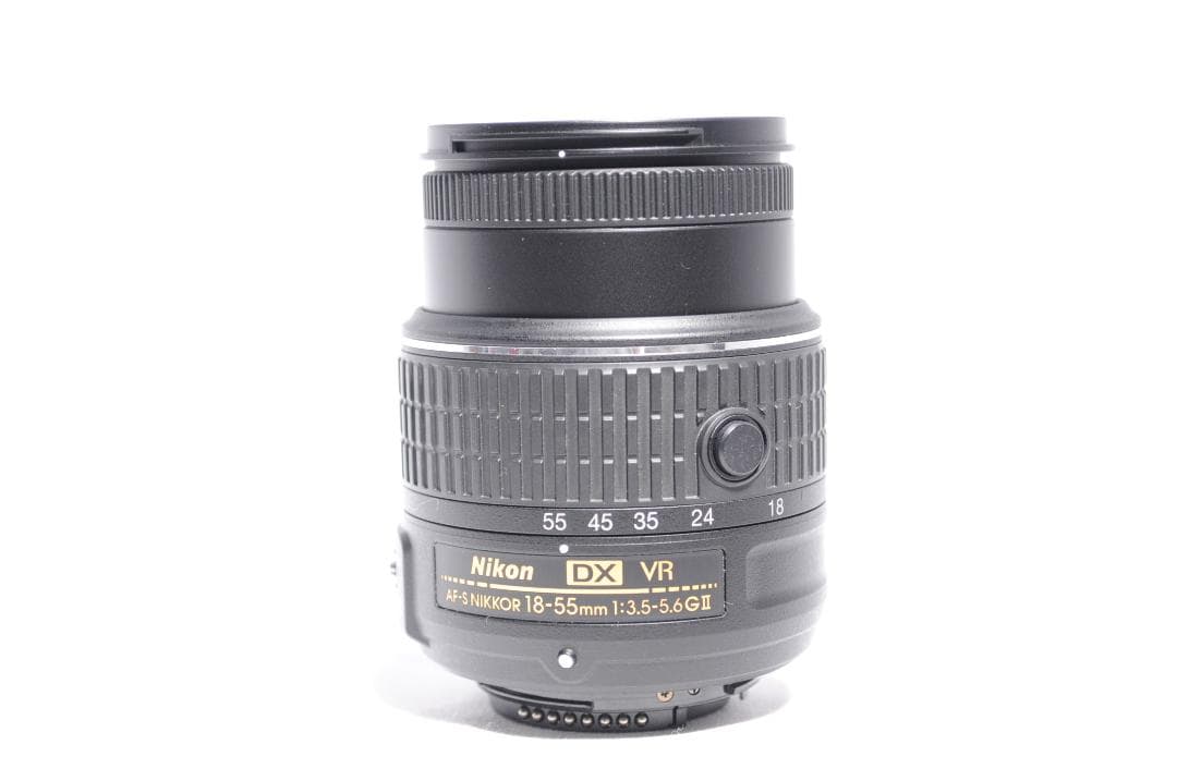 Nikon D5300✨希少レッド ショット数少 一眼レフカメラ Wi-Fi