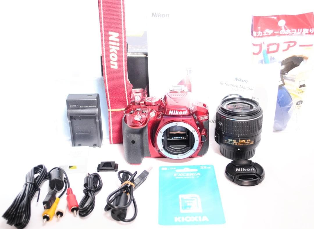Nikon D5300✨希少レッド ショット数少 一眼レフカメラ Wi-Fi
