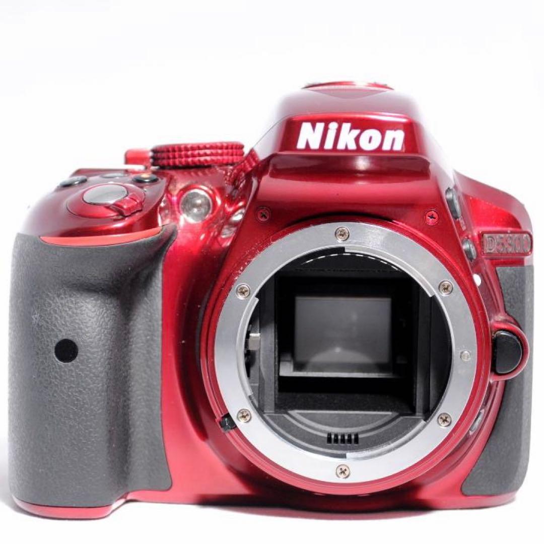Nikon D5300✨希少レッド ショット数少 一眼レフカメラ Wi-Fi