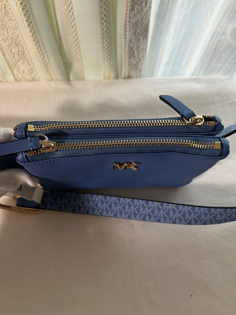 新品 未使用 マイケルコース リバーシブル ウエストポーチ ブルー S/M