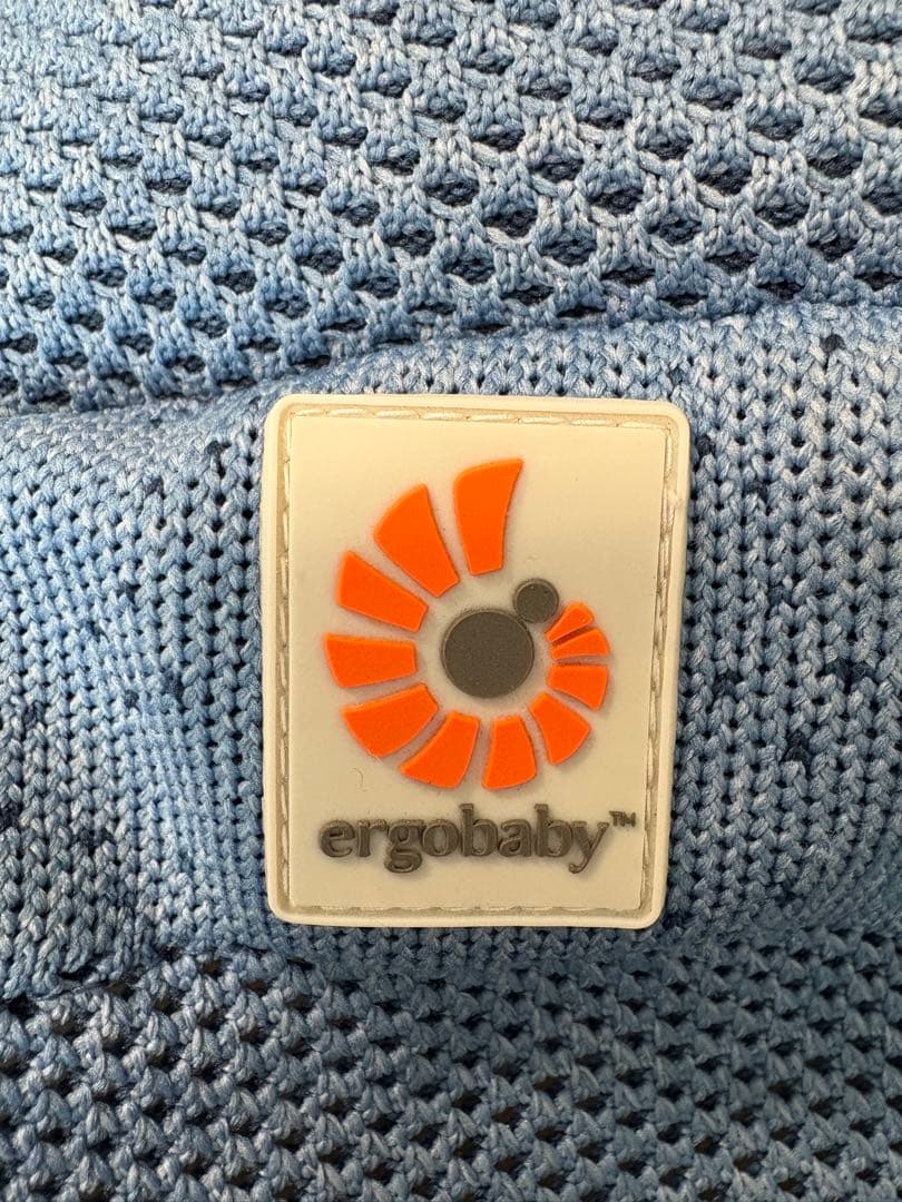 エルゴベビー　抱っこ紐　AERLOOM エアルーム ergobaby