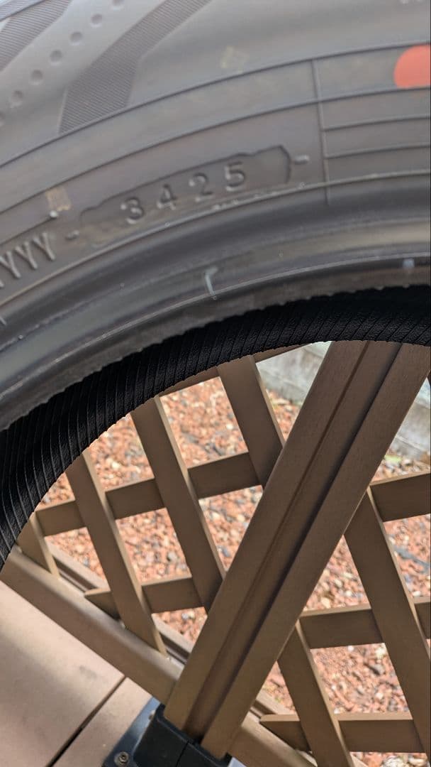 新車外し 40アルファード 225/60R18 タイヤのみ 2025年34週製