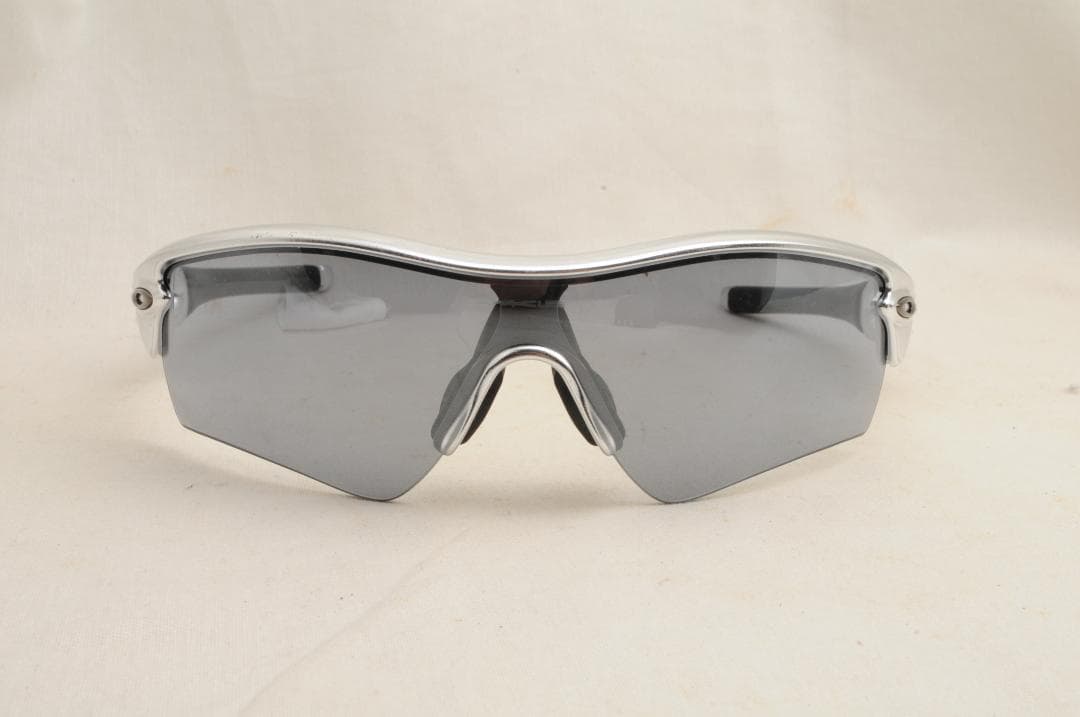 Oakley オークリー　Rader シルバー サングラス