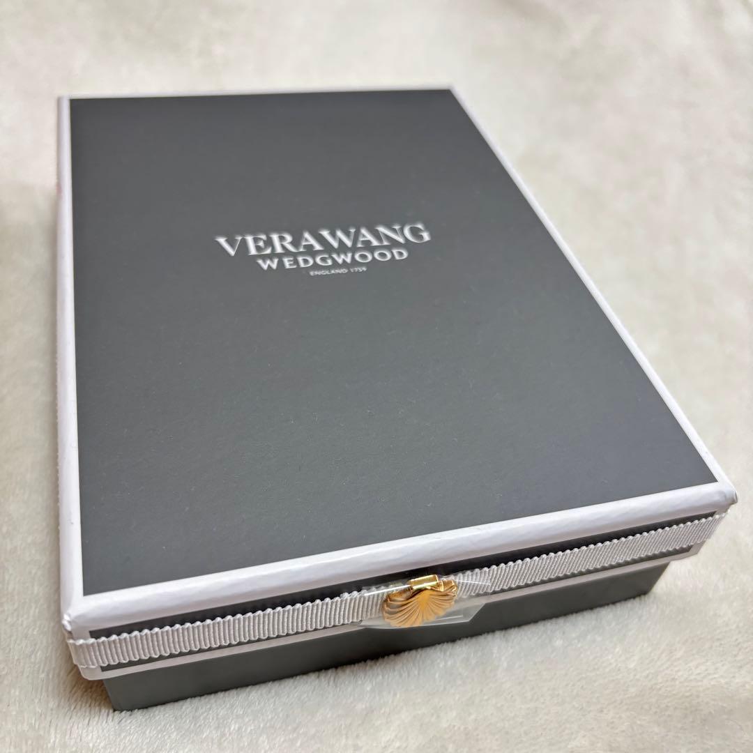 VERA WANG  グリーンフォトフレーム