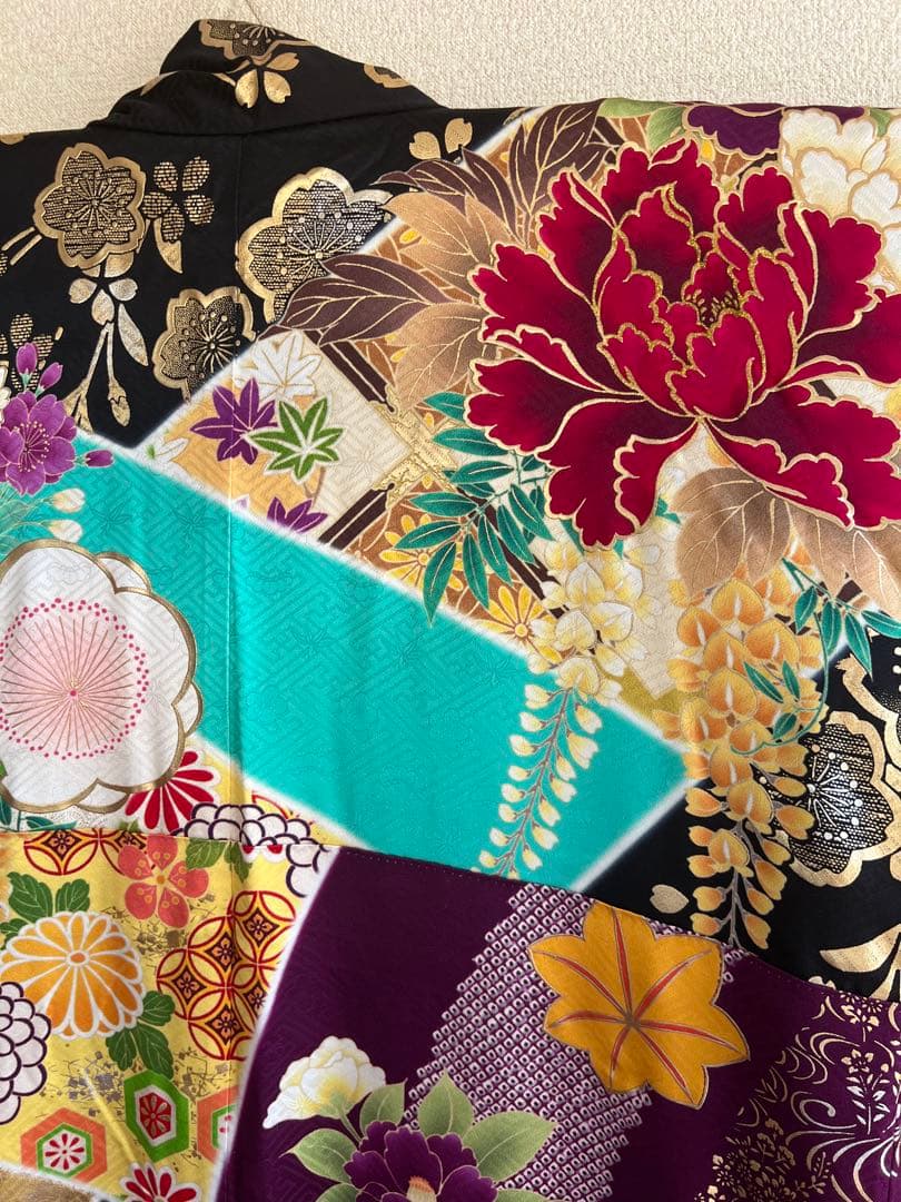 ローラ　ROLA 振袖　豪華　美品　絹　吉祥文様　刺繍