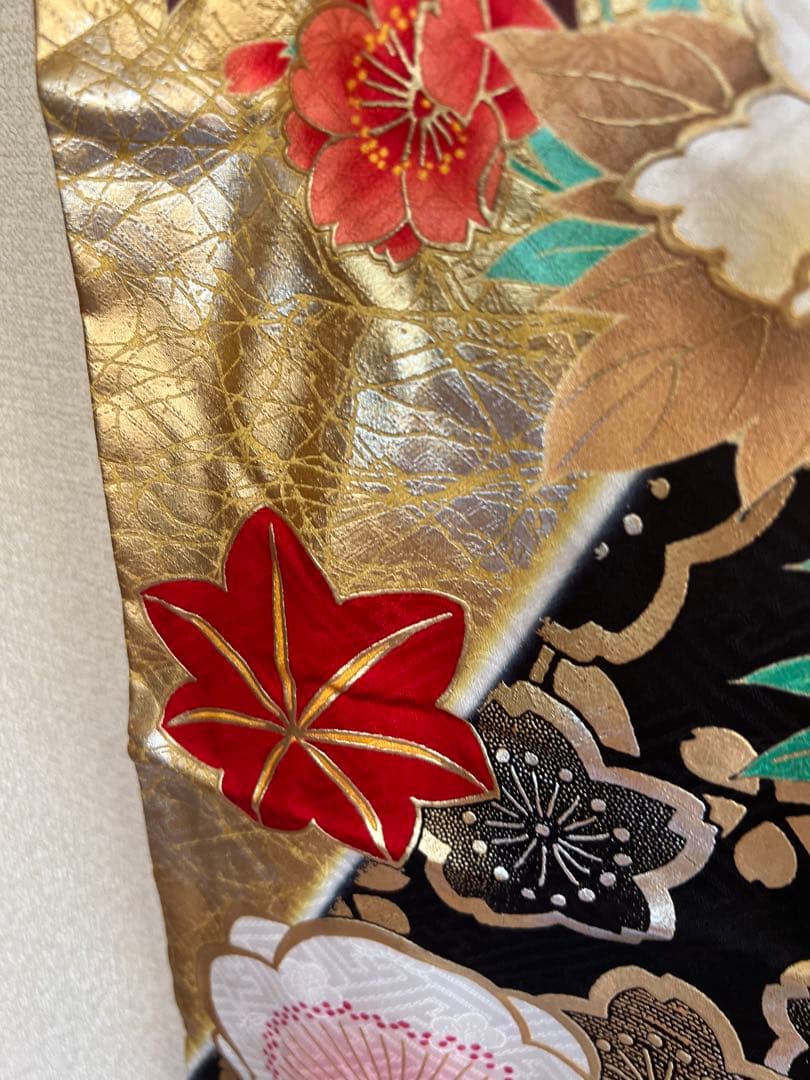 ローラ　ROLA 振袖　豪華　美品　絹　吉祥文様　刺繍