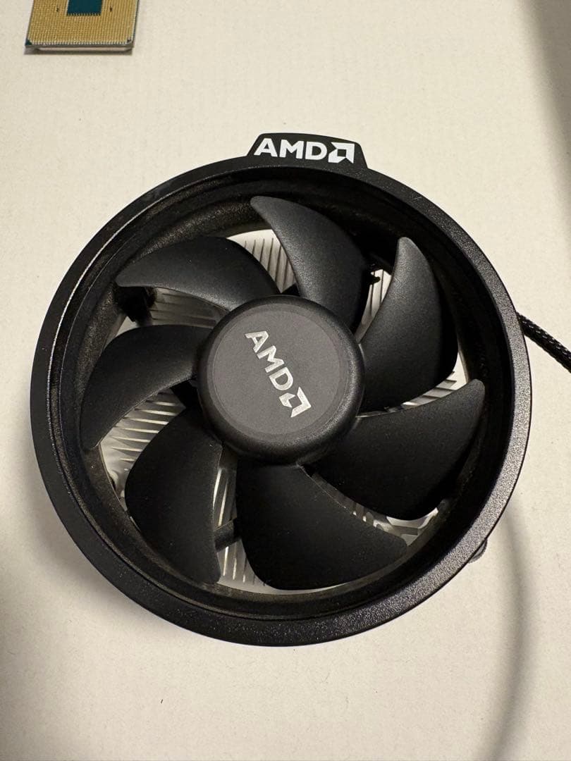 AMD Ryzen 5 3600 CPU + 純正クーラー