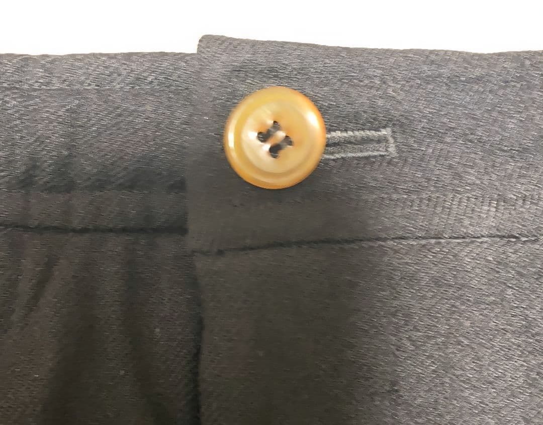 新品同様COMME des GARCONS製品染め切れ込仕様エステル縮絨スカート
