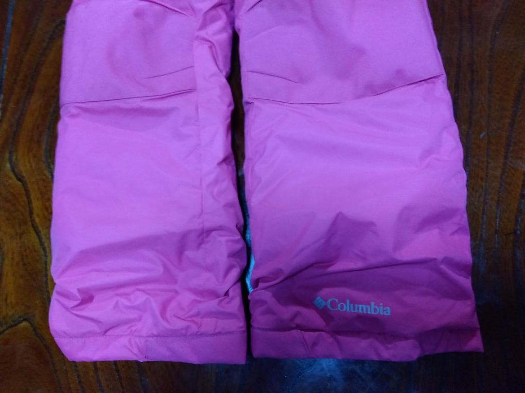 【ほぼ新品】Columbia 子ども用スキーウェア ピンク 130センチ