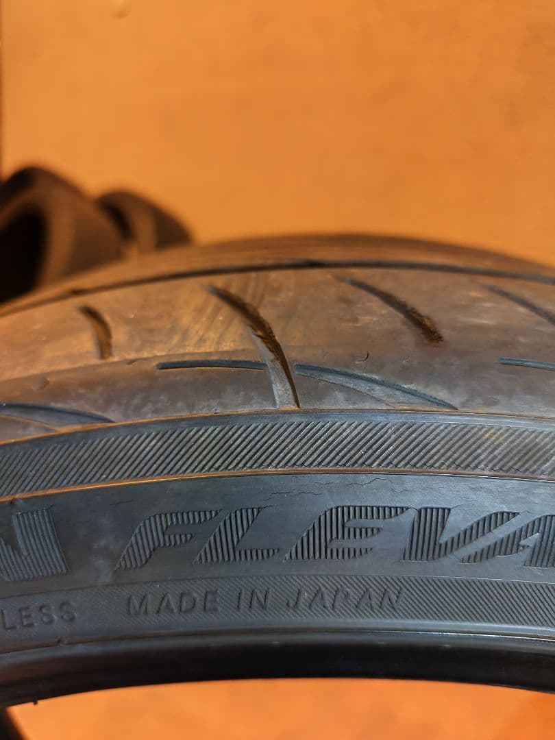 みや225/40/R19 ヨコハマ　ADVAN　FLEVA 4本　①