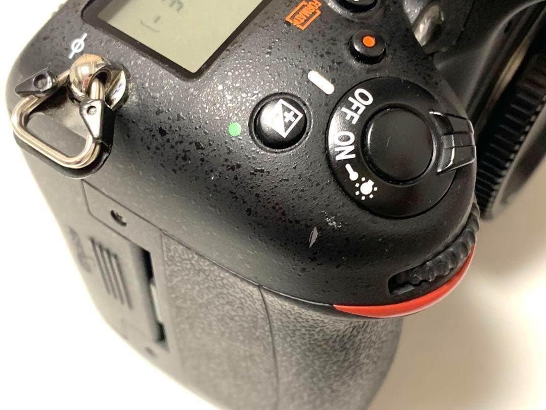 ☆撮影数8600回以下☆NikonD610美品ボディ充電器セット　FXフルサイズ