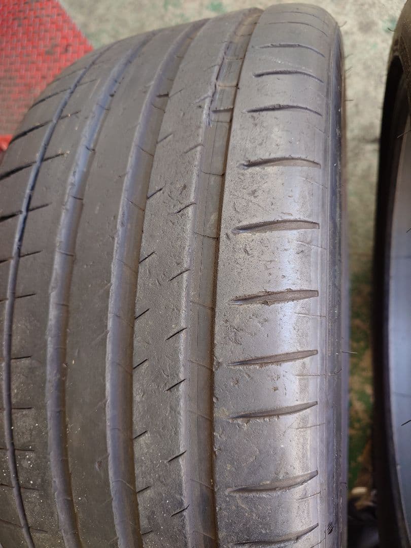 ミシュラン　パイロットスポーツ4S 255/40ZR21 102Y