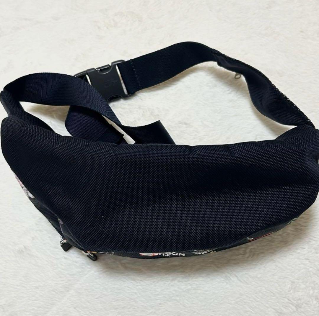 こむぎ　 ボディバッグ　花柄ボタニカル柄　廃盤商品