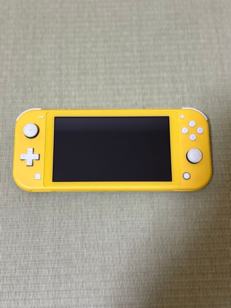 Nintendo Switch LITE イエロー