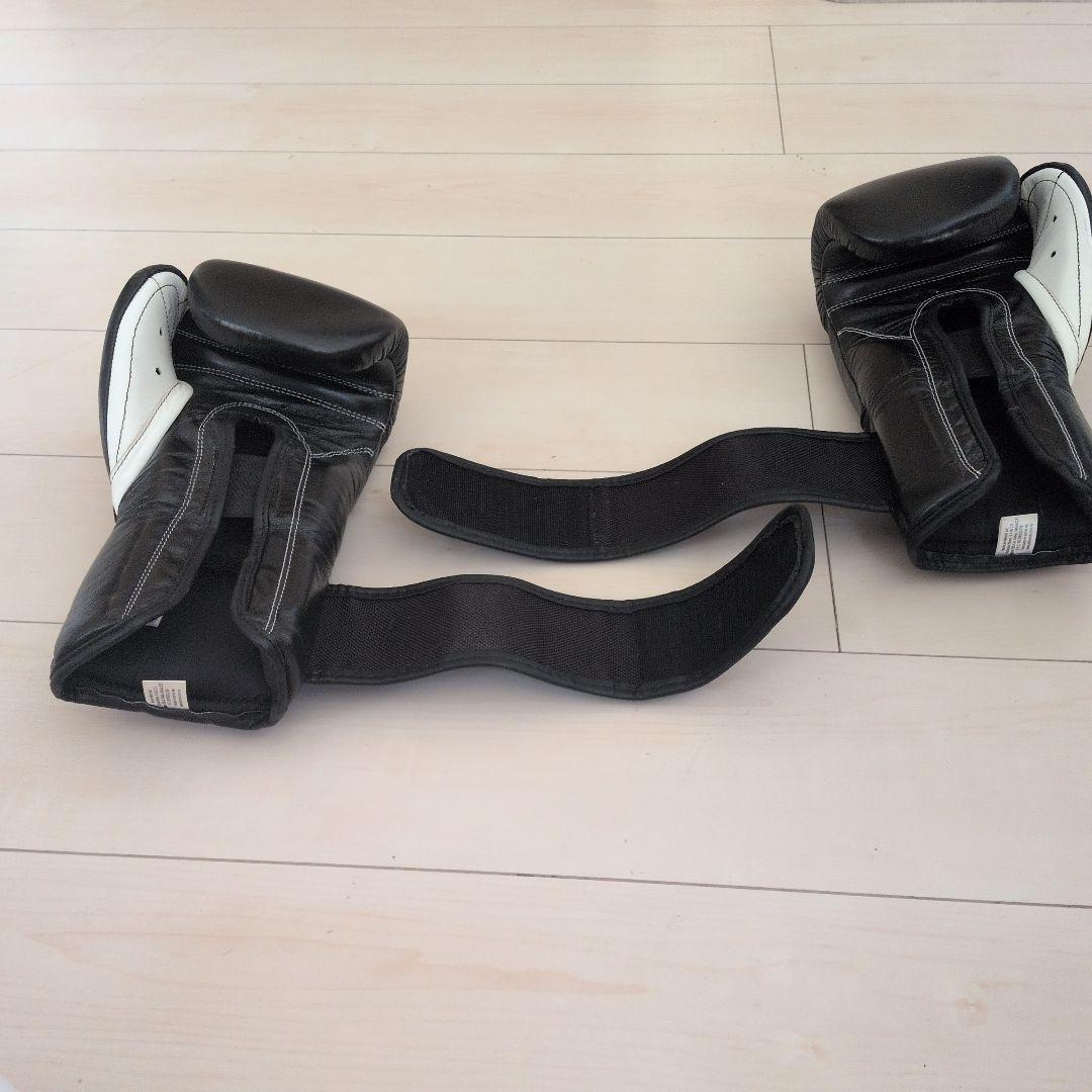 REYES ボクシンググローブ ブラック 16oz