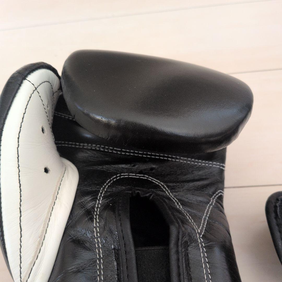 REYES ボクシンググローブ ブラック 16oz