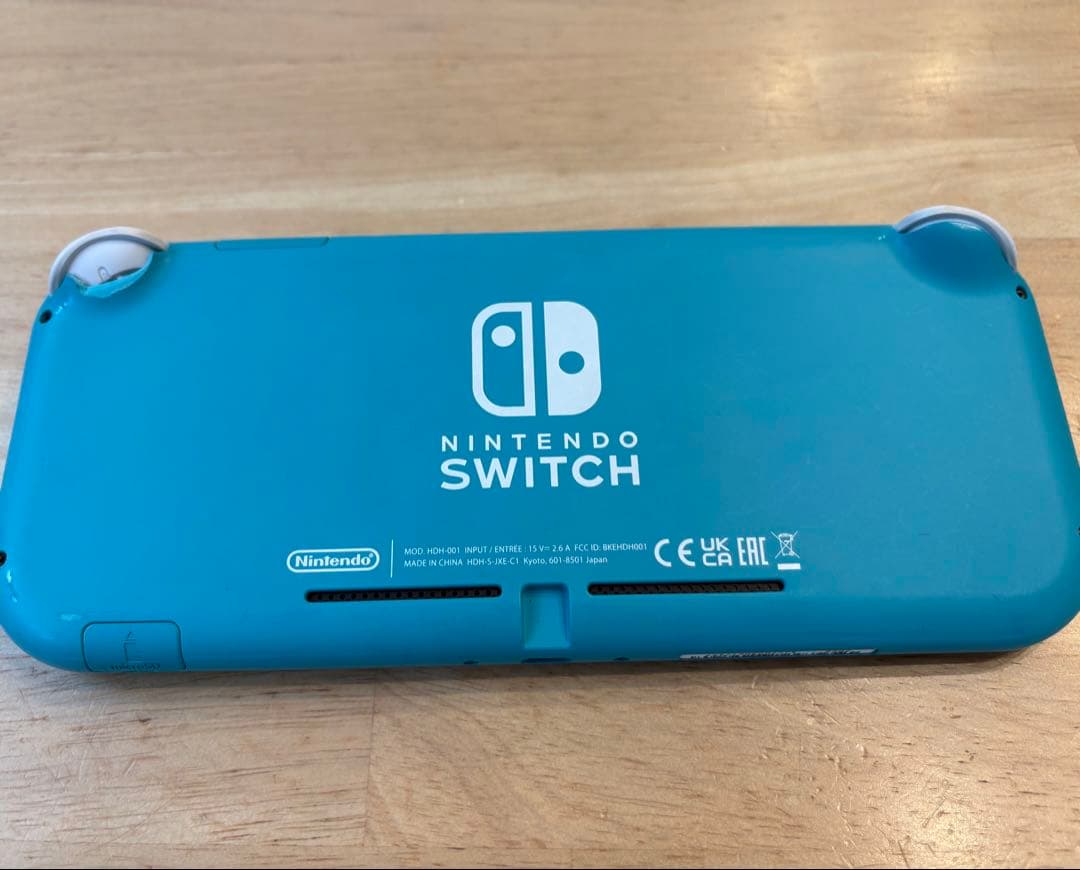 Nintendo Switch Lite ターコイズ　ZRボタンカバー欠けアリ
