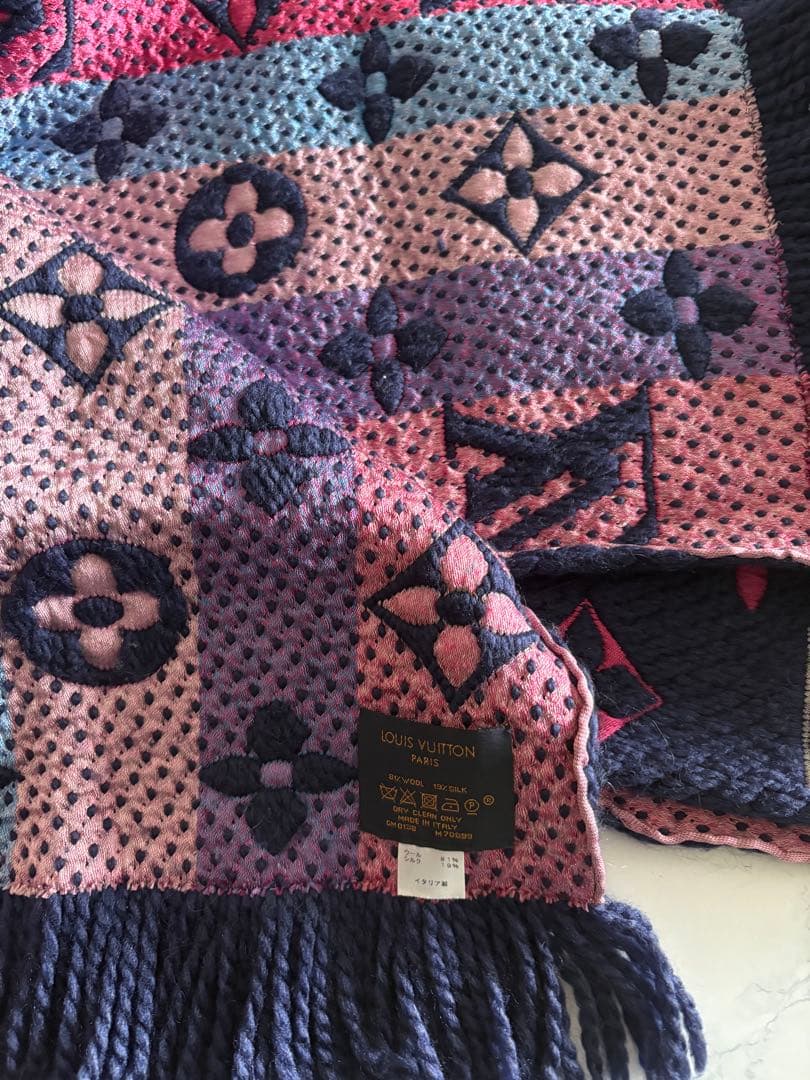 Louis Vuitton ロゴマフラー ネイビー