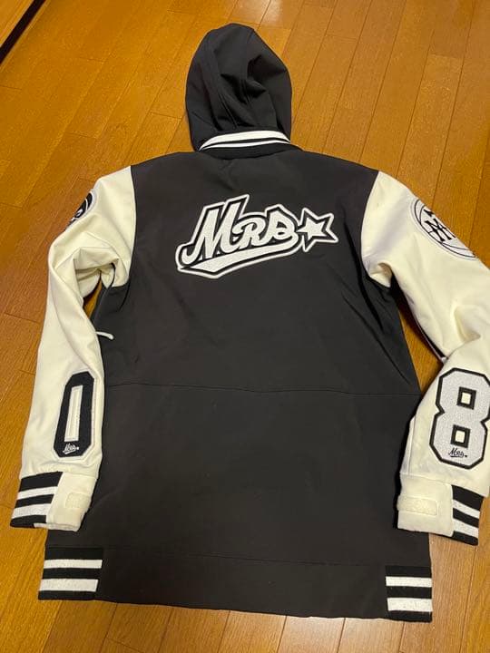 T*a様 マウンテンロックスター　スノーボード ウェア ジャケット　Mサイズ