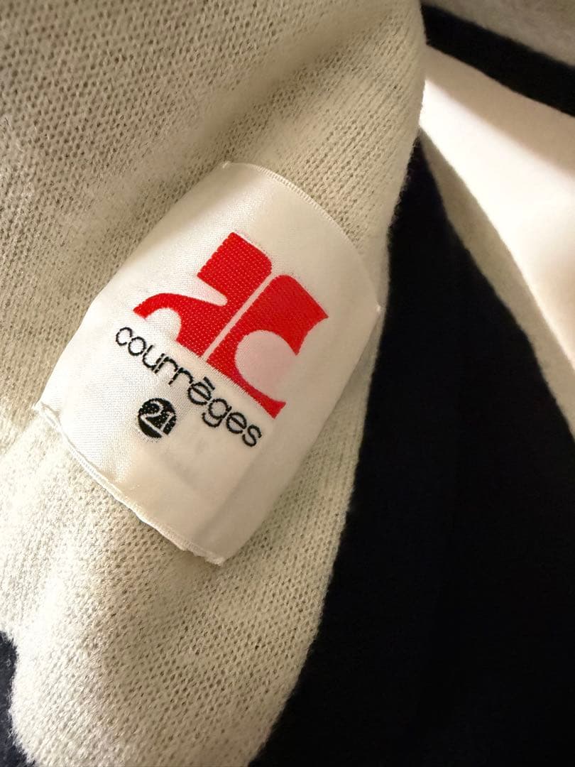 courrèges マフラー 黒/白