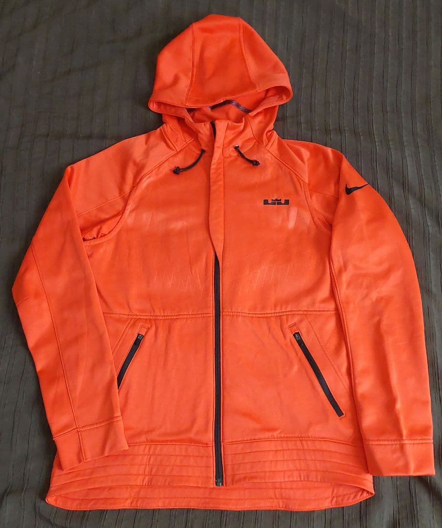 NIKE フード付きジャケットとパンツセット