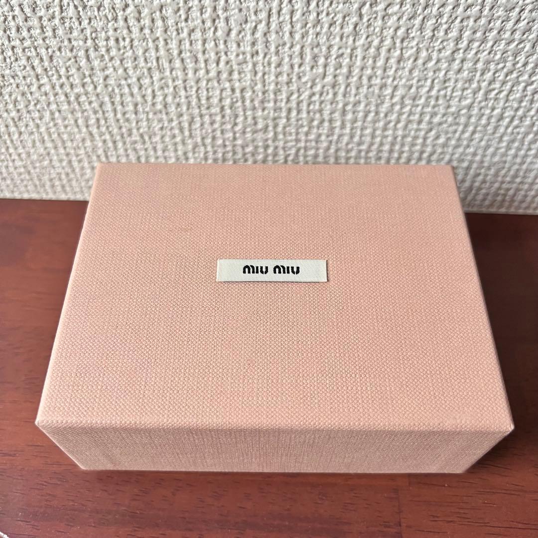 MIU MIU ミュウミュウ 三つ折り財布 nero ブラック 黒 箱付き
