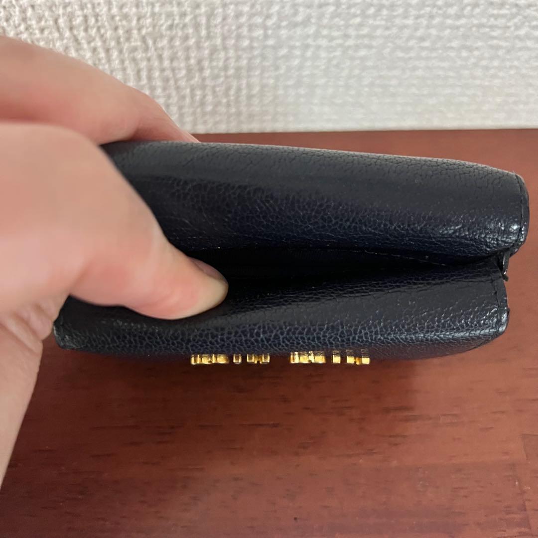 MIU MIU ミュウミュウ 三つ折り財布 nero ブラック 黒 箱付き