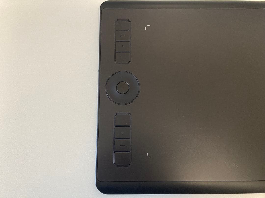 Wacom Intuos Pro Mサイズ PTH-660/K0 ブラック