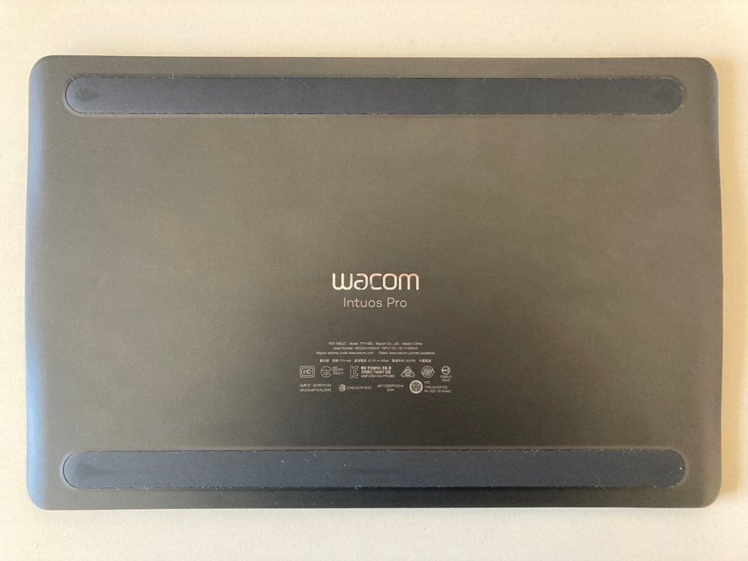 Wacom Intuos Pro Mサイズ PTH-660/K0 ブラック